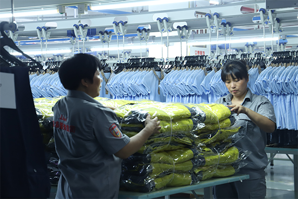中國校服十大品牌-生產實力